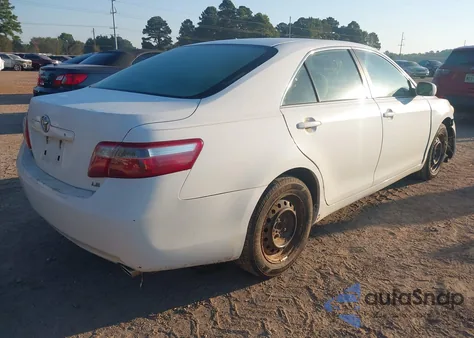 2007 Toyota Camry Le V6 z USA, uszkodzony, nr VIN 4T1BK46K87U519492